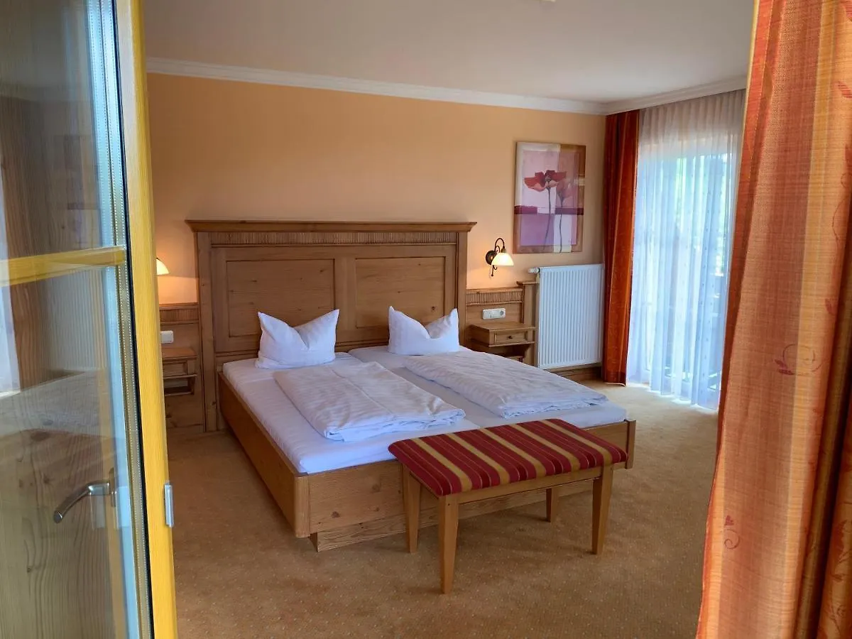 Hotel Sonnenblick Schwabthal 3*,  Germany
